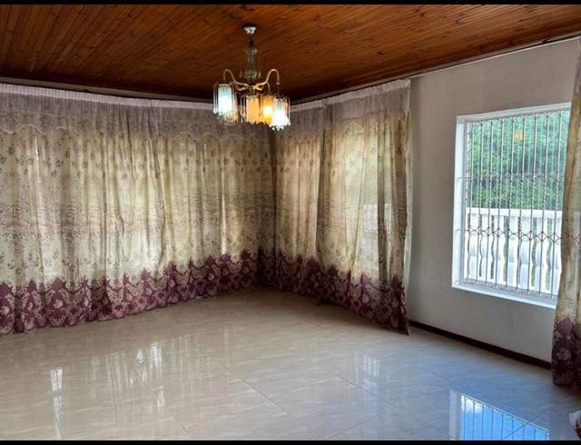 3 BEDROOM HOUSE FOR SALE IN SHALLCROSS